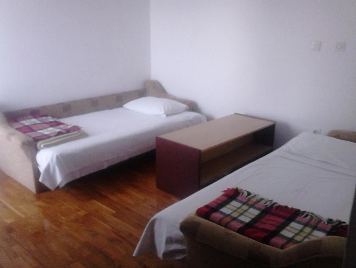 With A Parking Space - Diklo, - 13327 *